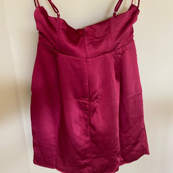 Brand new cocktail dress. Selfie Leslie. Size XL Color: Wine. Holiday, Party - Picture 6 of 9